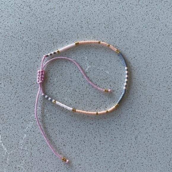 Handmade Beaded Adjustable String Bracelet - Picture 1 of 3